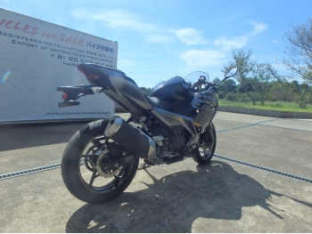     Kawasaki Ninja400-2 2022  9