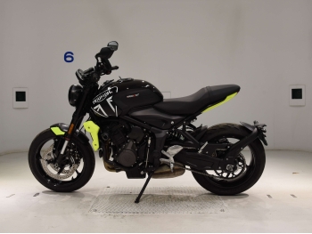     Triumph Trident 660 2024  1