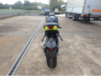    Triumph Trident 660 2024  10