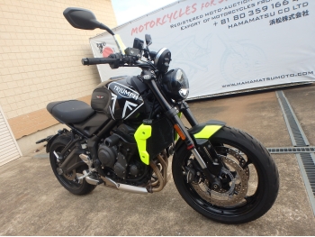   #2741   Triumph Trident 660
