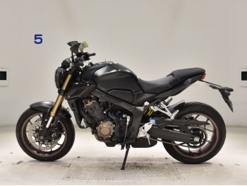     Honda CB650R 2022  1