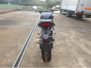     Honda CB650R 2022  10