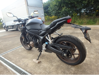     Honda CB650R 2022  11