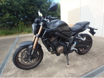     Honda CB650R 2022  13