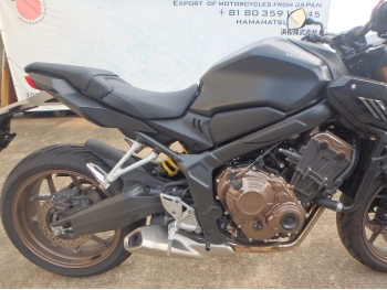     Honda CB650R 2022  18