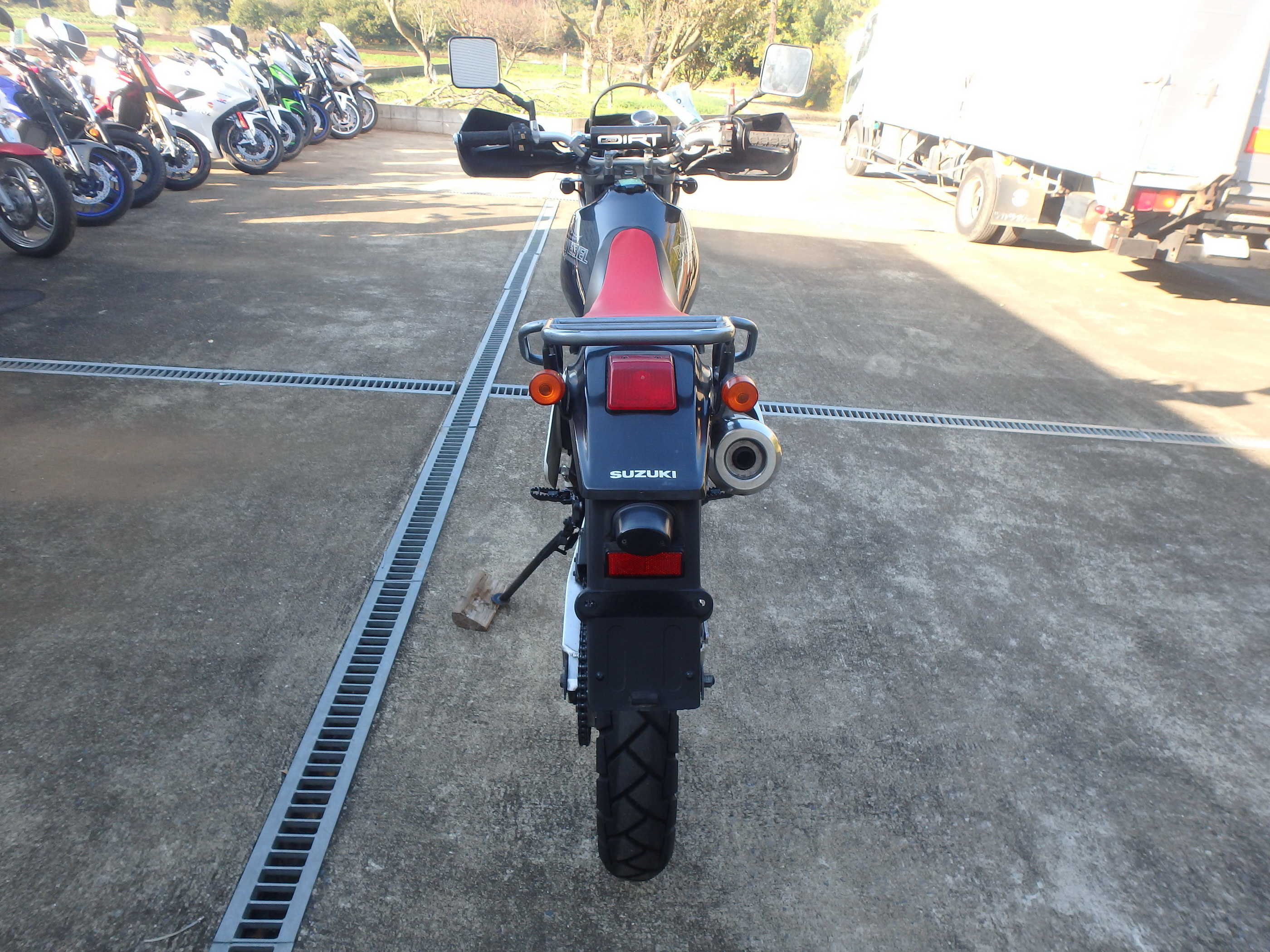 Купить мотоцикл Suzuki Djebel250XC DR250 2004 фото 10