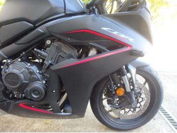 �������� �� ������ �������� Honda CBR650R-2 2024 ���� 14