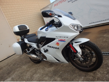 �������� �� ������ �������� Honda VFR800F Interceptor 2015 ���� 6