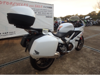 �������� �� ������ �������� Honda VFR800F Interceptor 2015 ���� 8
