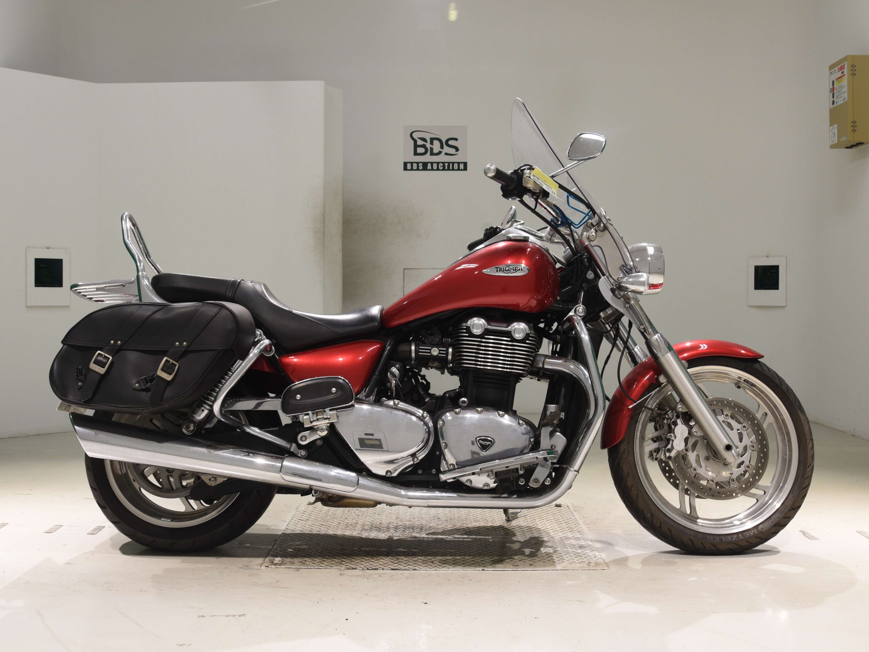 Купить мотоцикл Triumph Thunderbird 1600 ABS 2010 фото 2