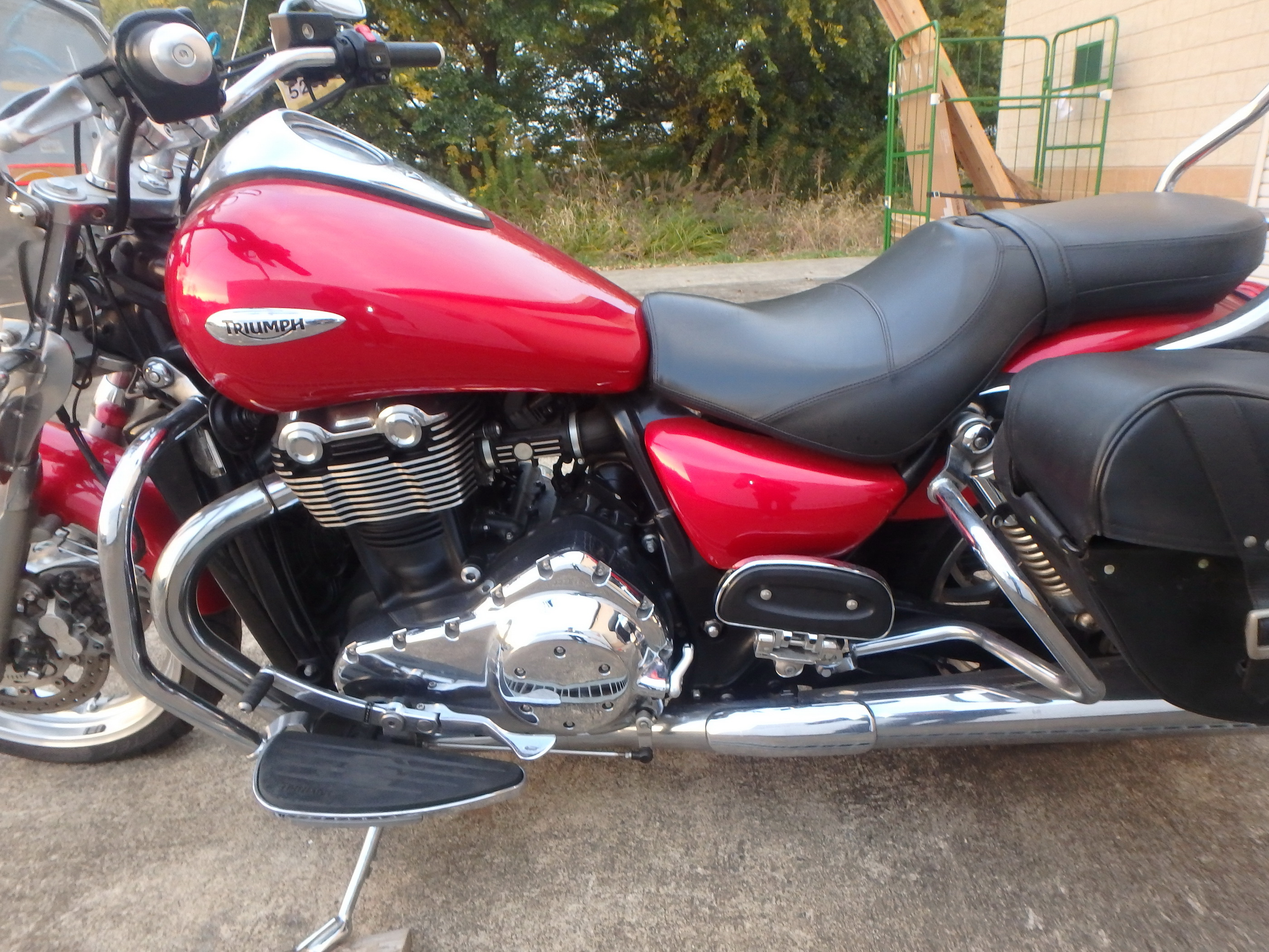 Купить мотоцикл Triumph Thunderbird 1600 ABS 2010 фото 15