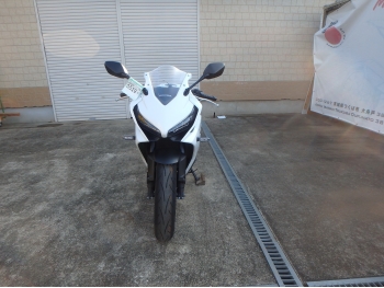 �������� �� ������ �������� Honda CBR650R 2023 ���� 5
