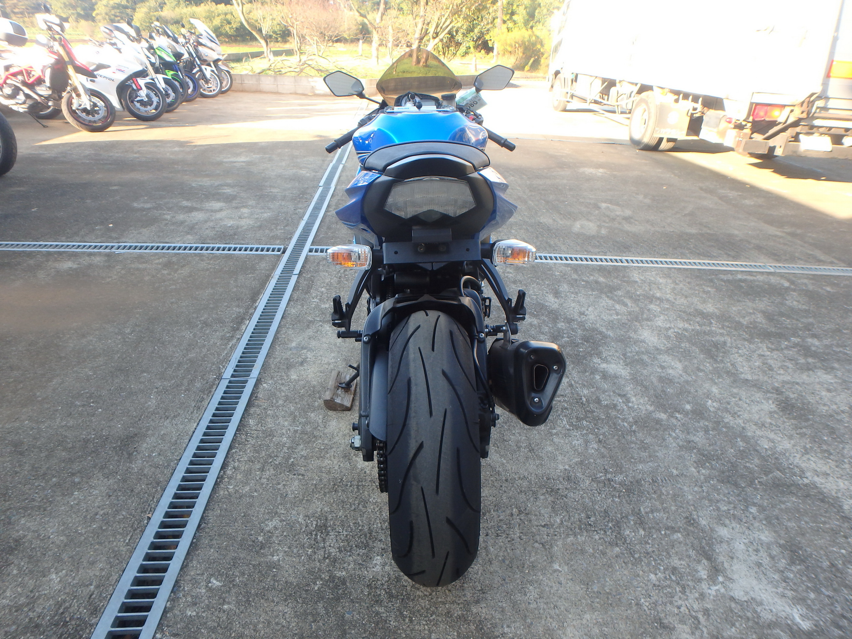 Купить мотоцикл Kawasaki ZX-6R 2011 фото 9