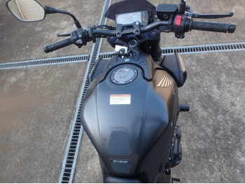 �������� �� ������ �������� Honda CB650R 2023 ���� 20