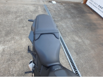 �������� �� ������ �������� Honda CB650R 2023 ���� 21