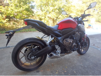 �������� �� ������ �������� Honda CB650R 2022 ���� 4