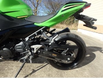 �������� �� ������ �������� Kawasaki Ninja400-2 2020 ���� 16
