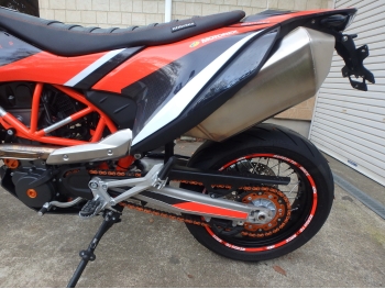 �������� �� ������ �������� KTM 690 SMC R 2022 ���� 11