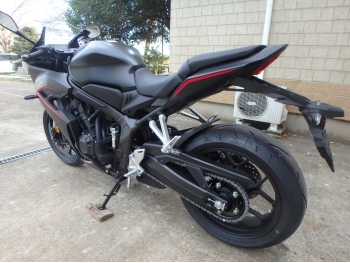 �������� �� ������ �������� Honda CBR650R-2E 2025 ���� 9