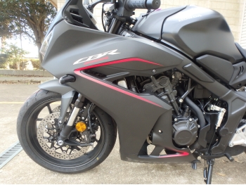 �������� �� ������ �������� Honda CBR650R-2E 2025 ���� 12