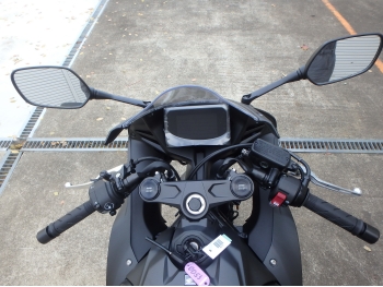 �������� �� ������ �������� Honda CBR650R-2E 2025 ���� 19