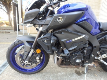 �������� �� ������ �������� Yamaha MT-10 / FZ-10 2017 ���� 12