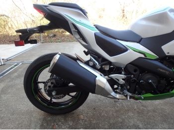 �������� �� ������ �������� Kawasaki Ninja7 Hybrid 2024 ���� 16