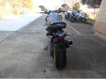 �������� �� ������ �������� Yamaha MT-10 / FZ-10 2017 ���� 8