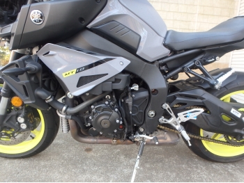 �������� �� ������ �������� Yamaha MT-10 / FZ-10 2017 ���� 13