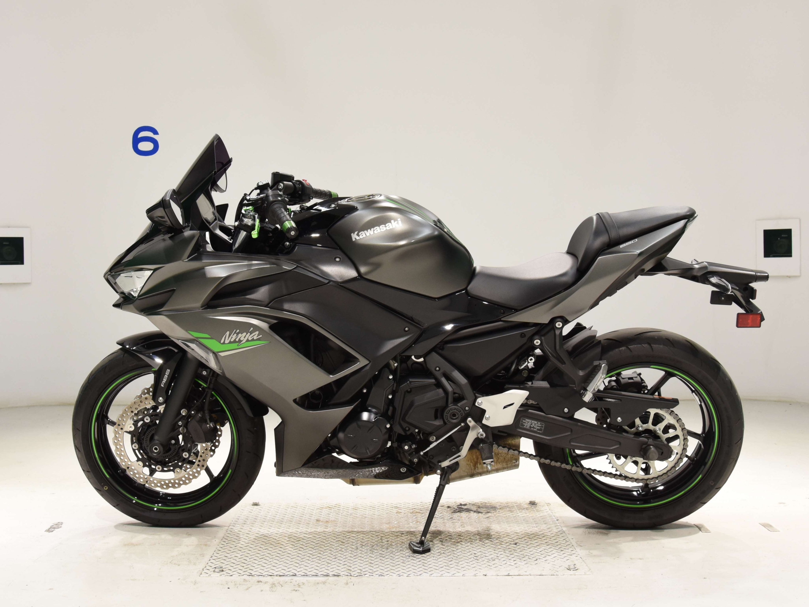 Купить мотоцикл Kawasaki Ninja650A 2024 фото 1
