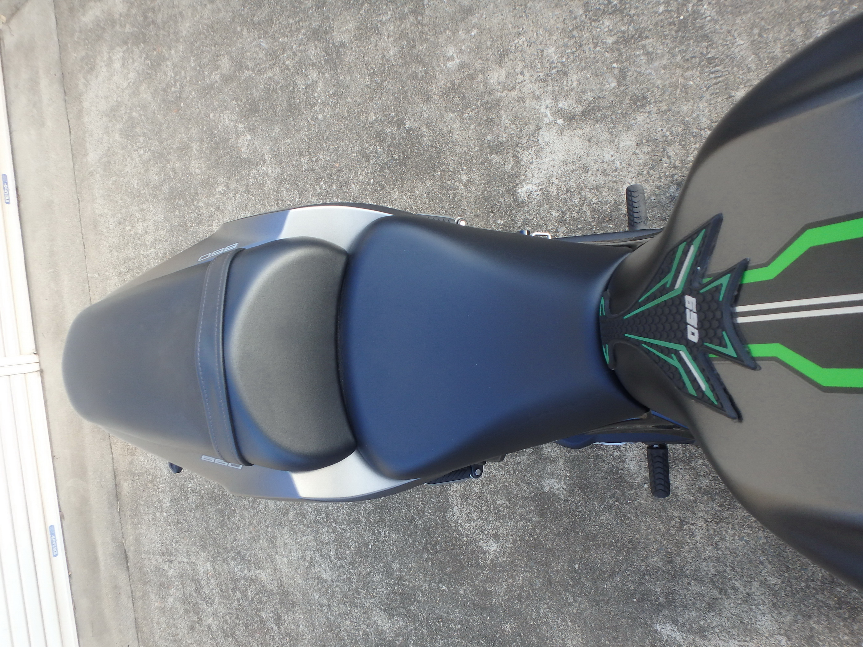 Купить мотоцикл Kawasaki Ninja650A 2024 фото 23