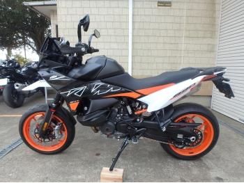 �������� �� ������ �������� KTM 890 SMT 2024 ���� 10