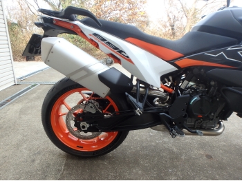 �������� �� ������ �������� KTM 890 SMT 2024 ���� 15