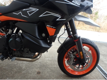 �������� �� ������ �������� KTM 890 SMT 2024 ���� 17