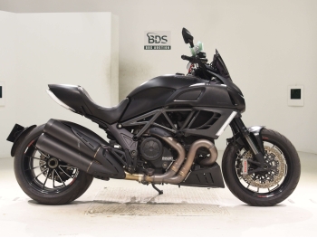 �������� �� ������ �������� Ducati Diavel Dark 2013 ���� 2