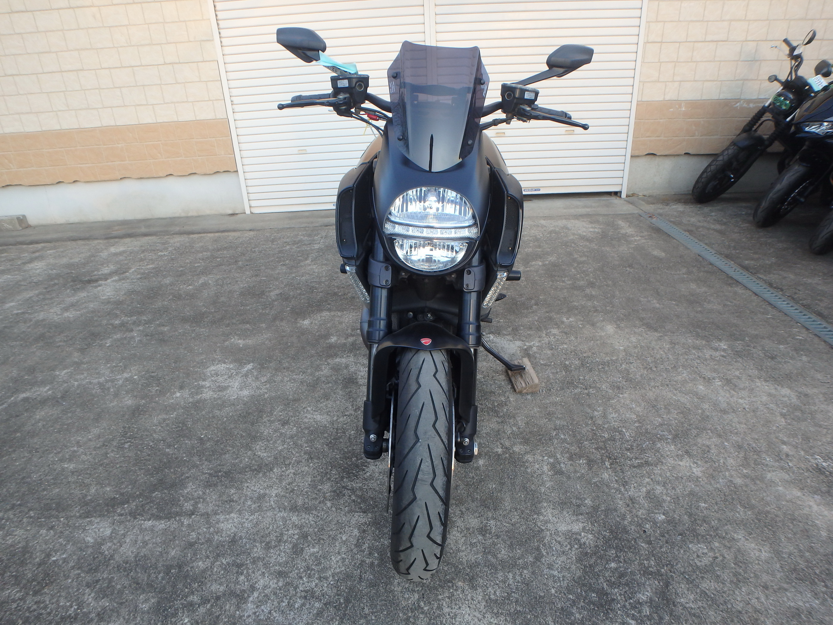 Купить мотоцикл Ducati Diavel Dark 2013 фото 6