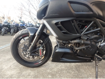 �������� �� ������ �������� Ducati Diavel Dark 2013 ���� 14