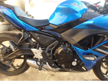     Kawasaki Ninja650A 2018  18