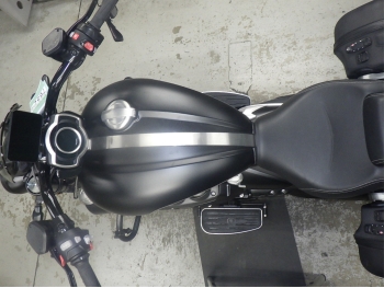 �������� �� ������ �������� Triumph Rocket III GT Storm 2024 ���� 3