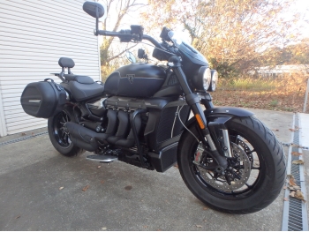 �������� �� ������ �������� Triumph Rocket III GT Storm 2024 ���� 5