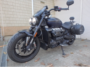 �������� �� ������ �������� Triumph Rocket III GT Storm 2024 ���� 11