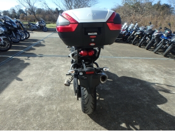 �������� �� ������ �������� Yamaha FZ8-SA Fazer ABS 2016 ���� 10