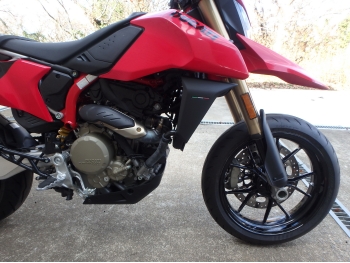 �������� �� ������ �������� Ducati Hypermotard 698 Mono 2024 ���� 17