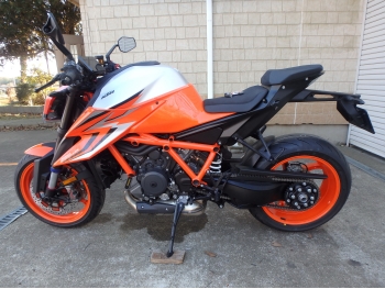 �������� �� ������ �������� KTM 1290 Super Duke R Evo 2023 ���� 11