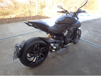 �������� �� ������ �������� Ducati Diavel V4 2023 ���� 7