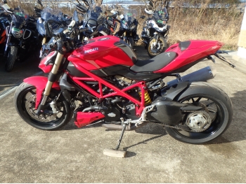 �������� �� ������ �������� Ducati Streetfighter 848 2011 ���� 12