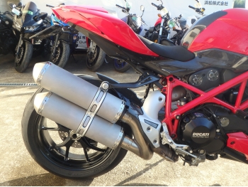 �������� �� ������ �������� Ducati Streetfighter 848 2011 ���� 17