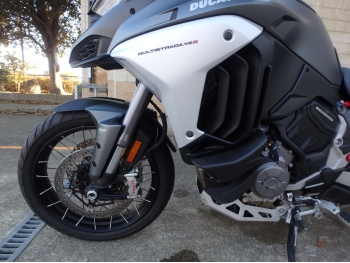 �������� �� ������ �������� Ducati Multistrada V4S 2022 ���� 12