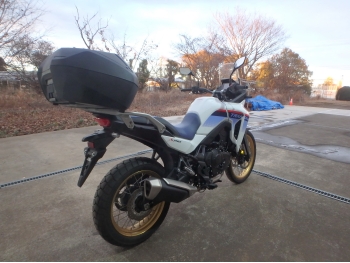 �������� �� ������ �������� Honda XL750 Transalp 2023 ���� 7