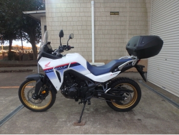 �������� �� ������ �������� Honda XL750 Transalp 2023 ���� 10